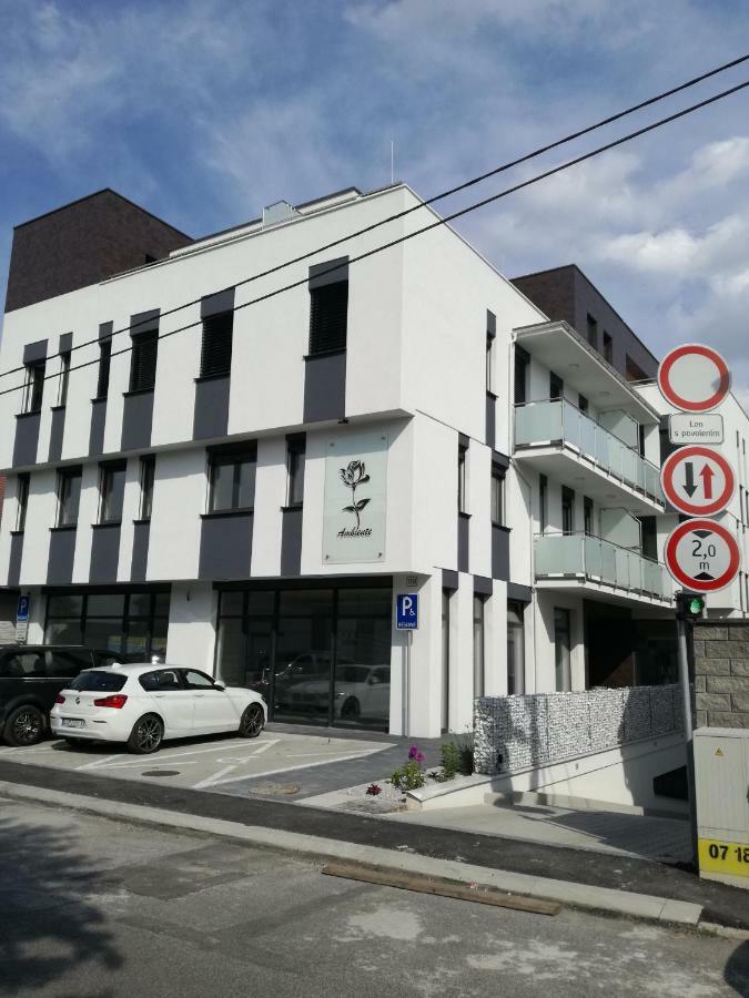 Апартаменти Ambiente Дунайська Стреда Екстер'єр фото